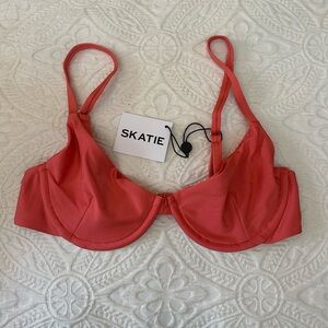 NWT Skatie Claire Top